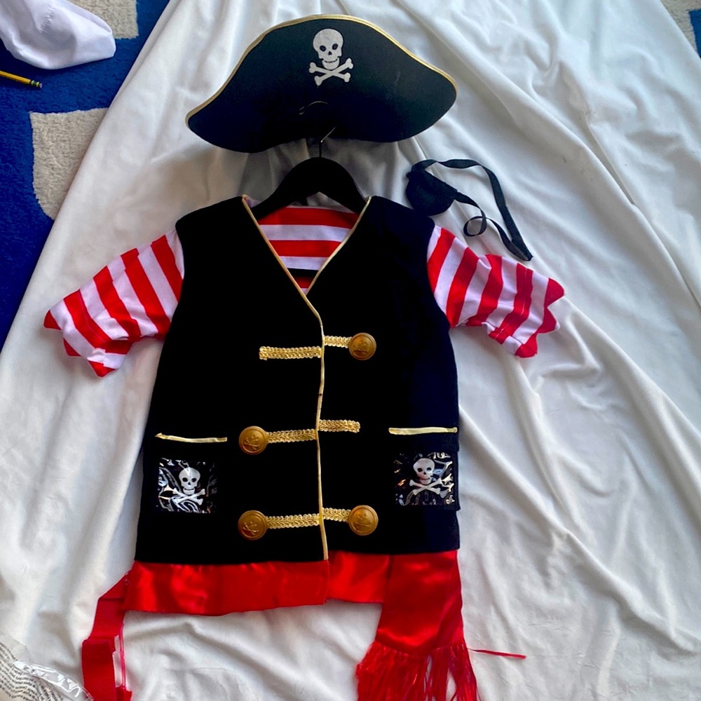 Melissa and Doug pirate costume